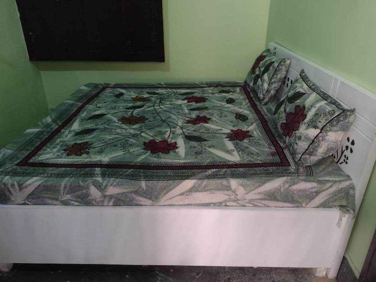 Oyo 83936 Chaudhary Guest House Bulandshahr Extérieur photo